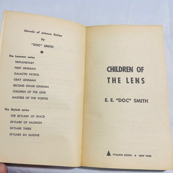 E.E. Doc Smith Children Of The Lens Pyramid Sci-Fi Paperback Book - Picture 5 of 6